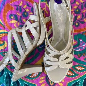 Naturalizer Cream Patent Strappy Slingback Block Heels Ky Derby